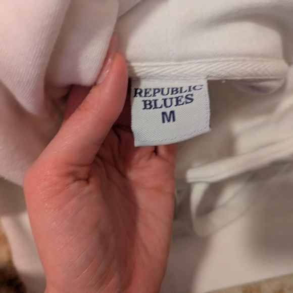 White San Diego California Hoodie - Picture 5 of 5